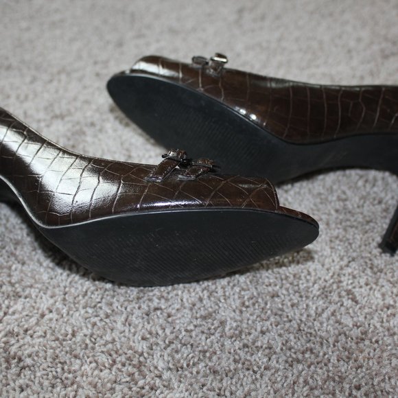 Touch of Nina Croc Print Peep Toe Florrie Heels - Picture 5 of 5